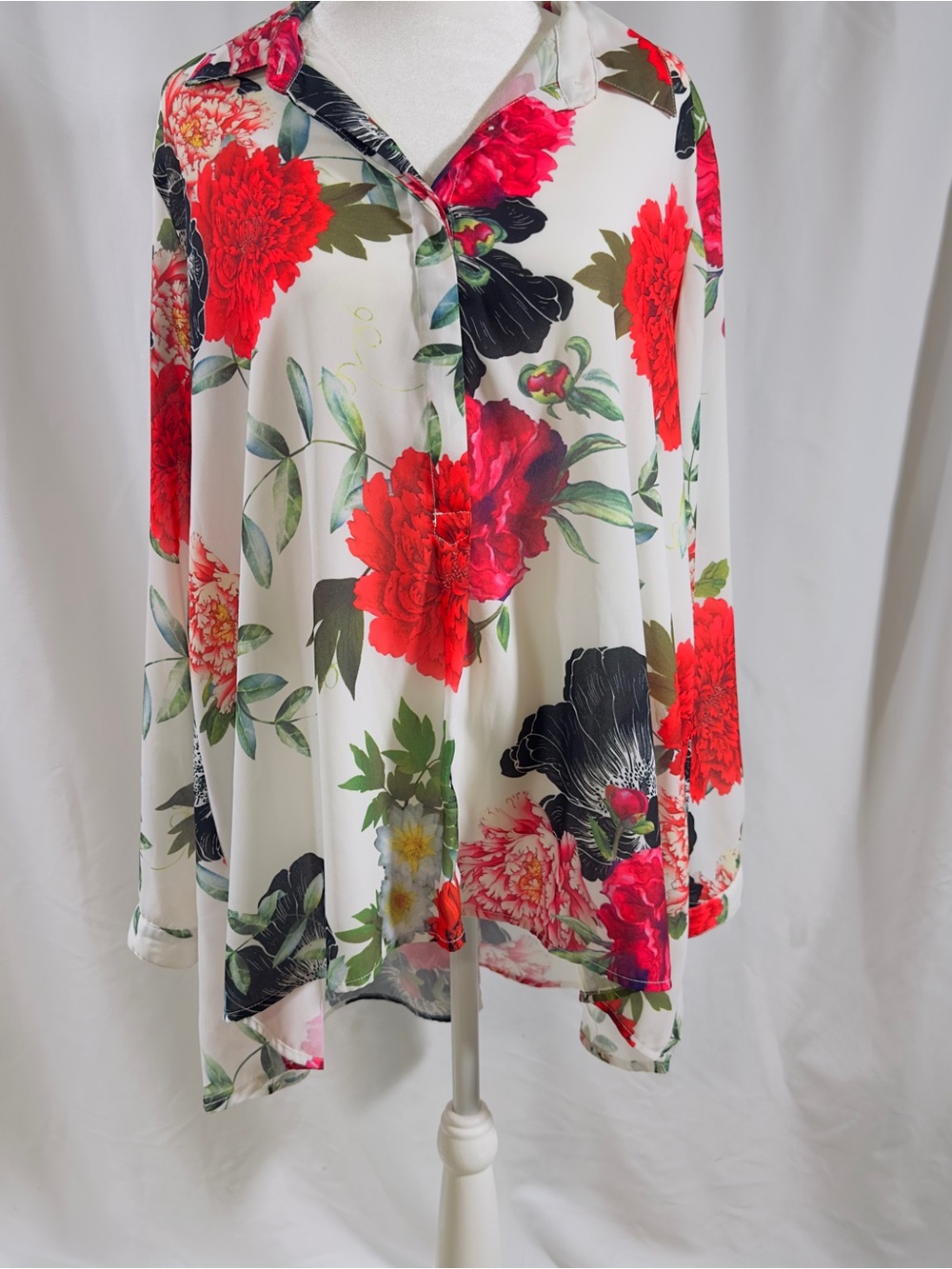 Lena Gabrielle Half Button Front Long Sleeve SZ L High Low Blouse Top Floral